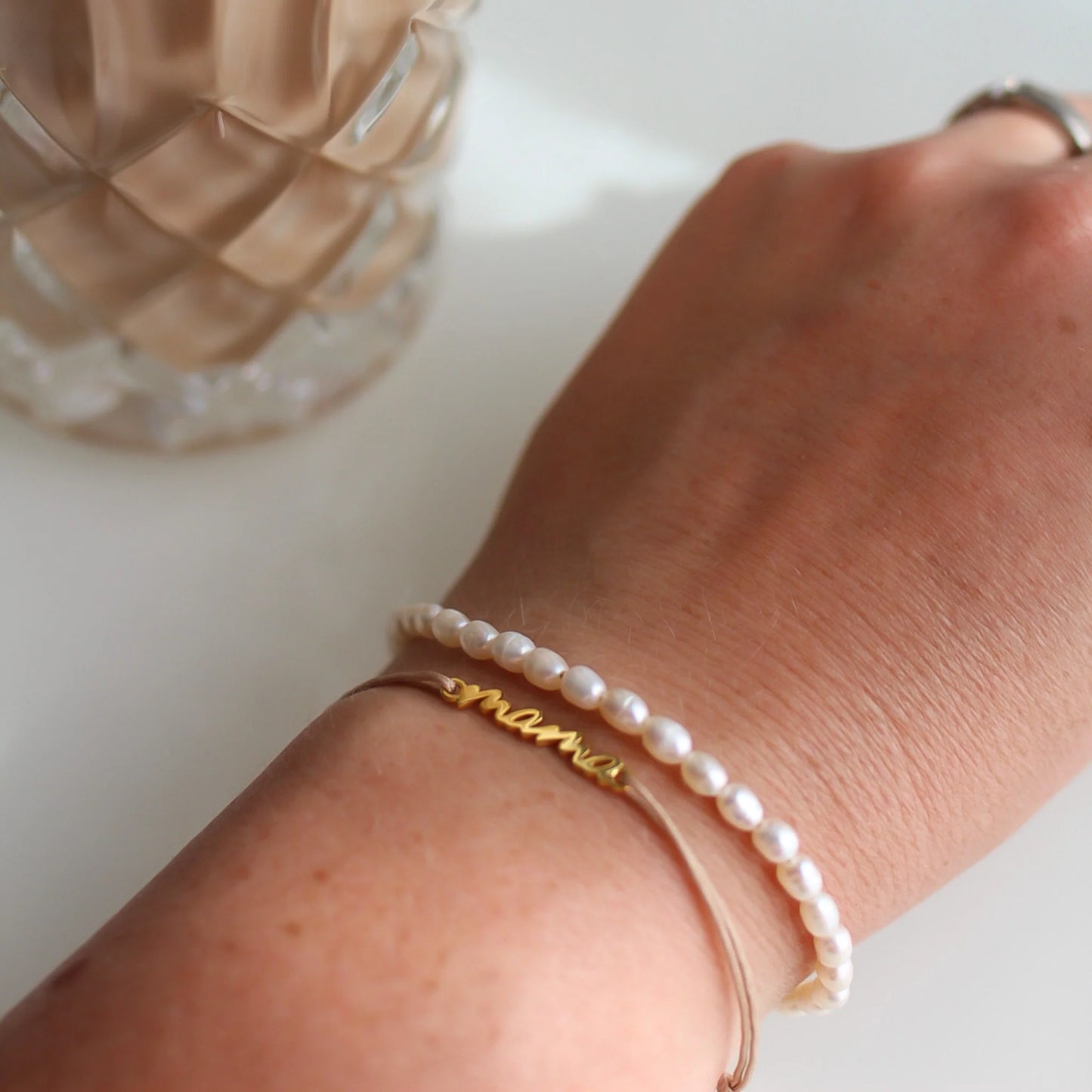 Mama Armband beige